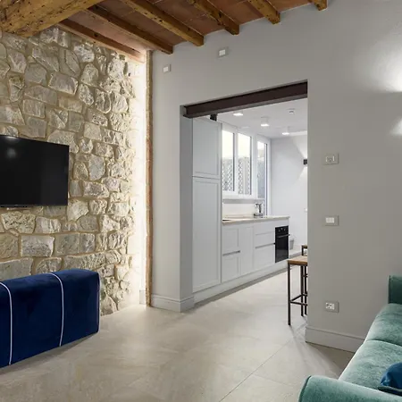 Maison 7 *